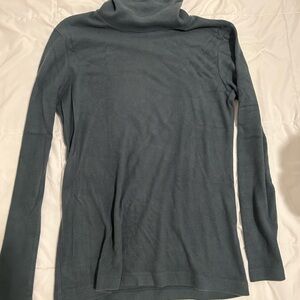 Uniqlo Women's Turtleneck Sweater - Dark Gray